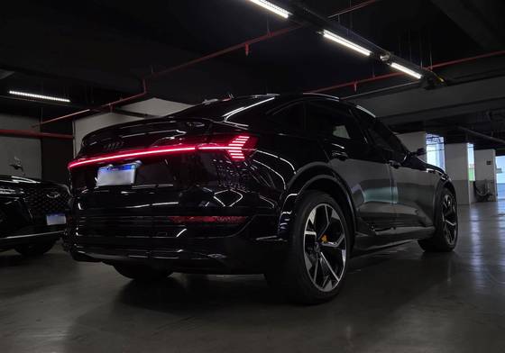 AUDI E-TRON ELÉTRICO SPORTBACK S QUATTRO